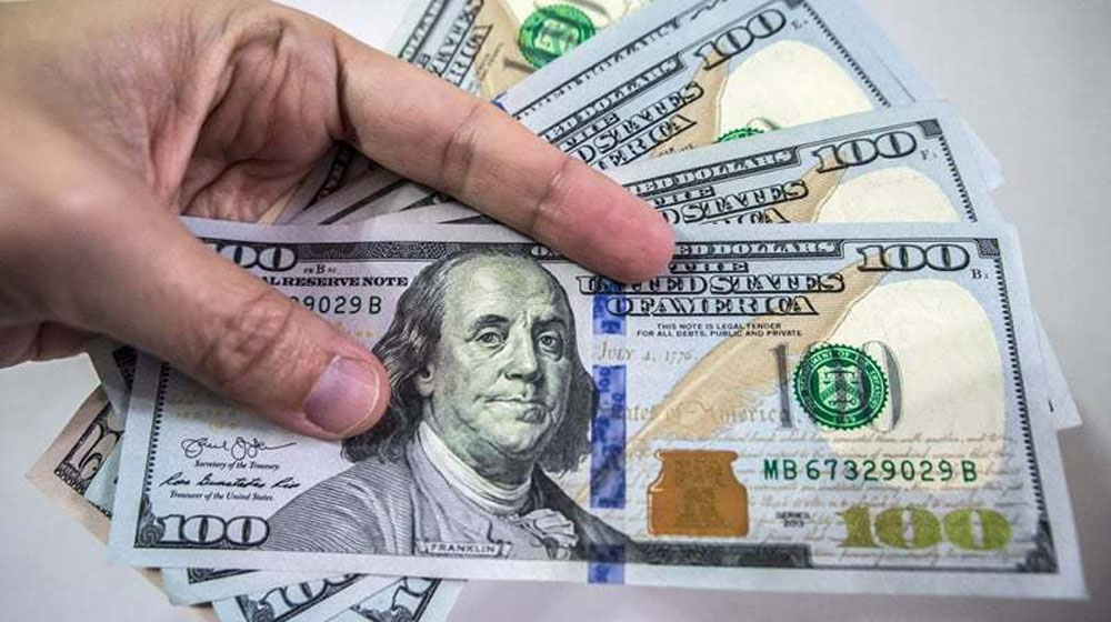 #BoycottDollar and #MadeinPakistan Trend on Twitter as Rupee Slides Further