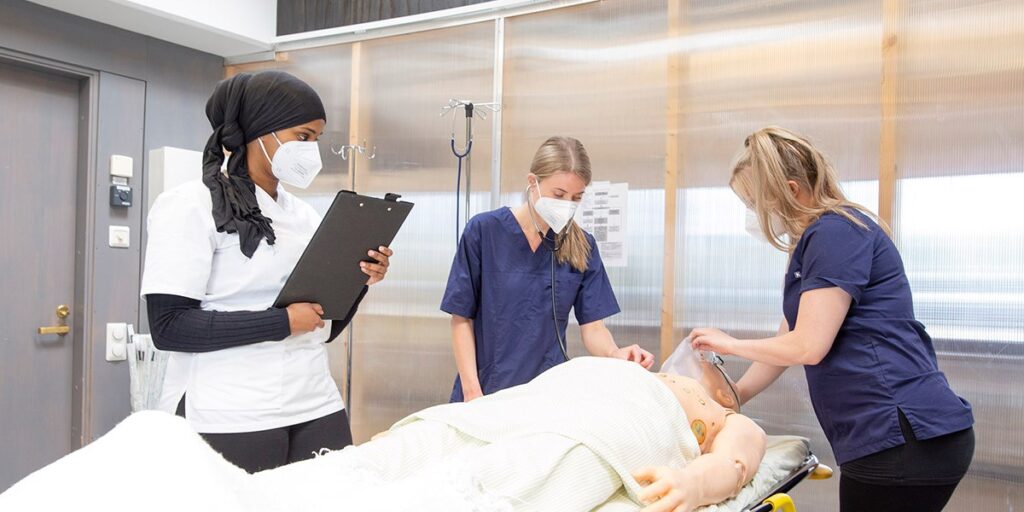 Nursing career in Finland with Metropolia UAS and Tampere UAS